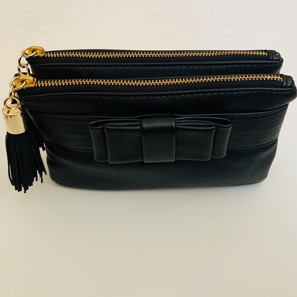 Ann Taylor 🎀 Bow Clutch with Double Tassels - Picture 7 of 8